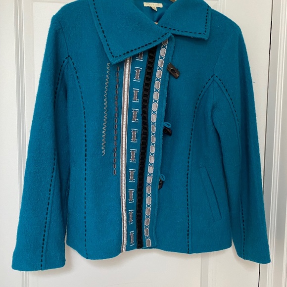 Blazer - Picture 1 of 3